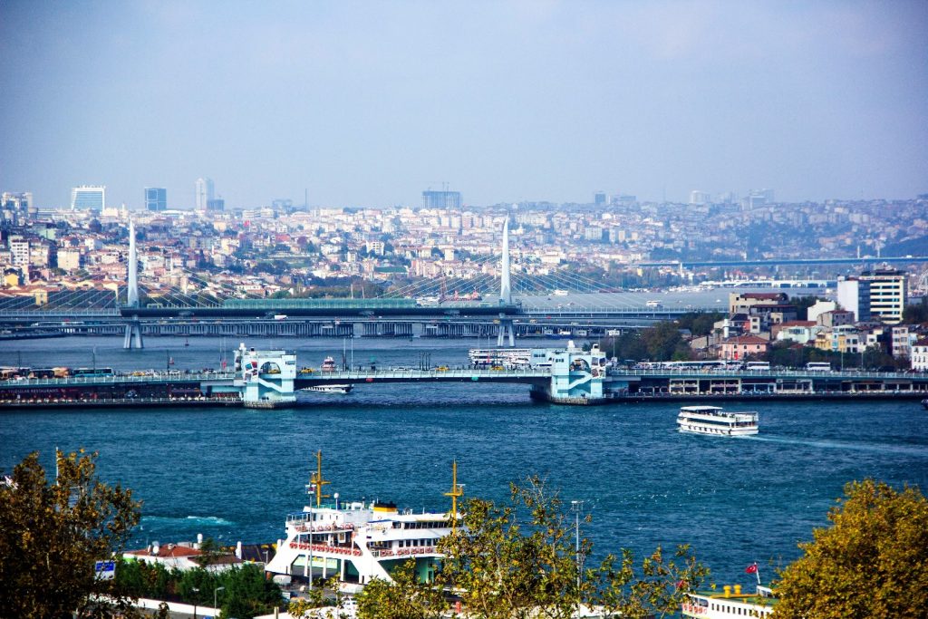Istanbul Bosphorus & Markets